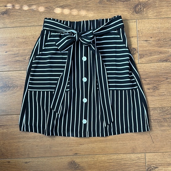 Have Dresses & Skirts - Have Black and White A-line Mini Skirt with Tie Front